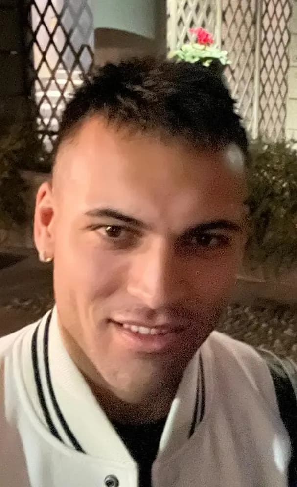 Primo piano del calciatore Lautaro Martínez nel 2025