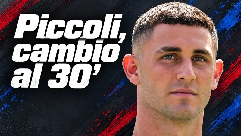 Copertina generata con IA, scritta "Piccoli, cambio al 30’": Roberto Piccoli con la maglia della Fiorentina